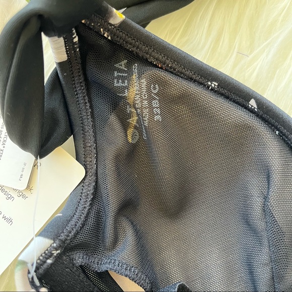 Athleta Halter Tankini size 32B 32C Polynesia Tank Top Tropical Floral Black - Picture 7 of 10